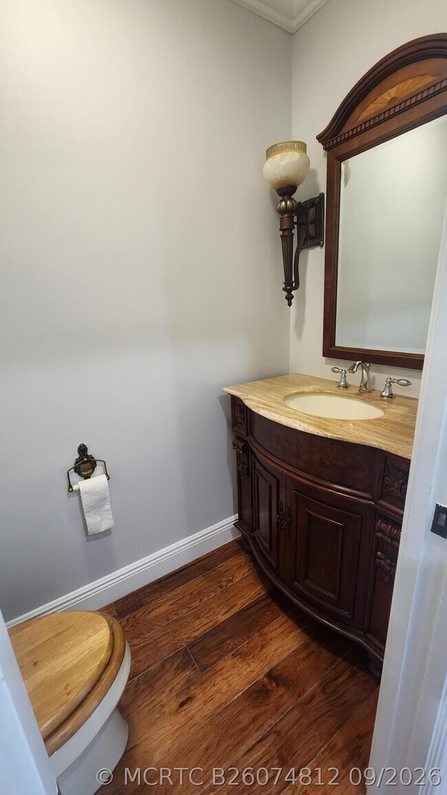 360 Canal S Point