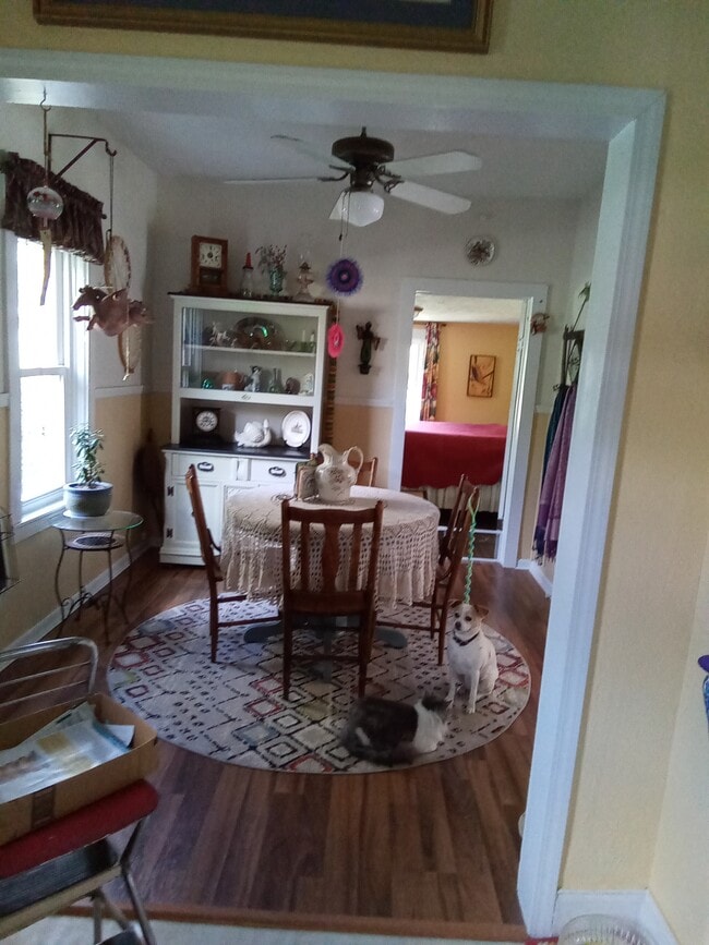 Photo - 188 G St