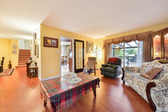Photo - Charming Family Home for Rent — Quiet Cul-de-Sac in Fleetwood / Surrey Unit Upper House