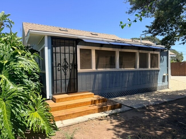 Photo - 3461 N Mountain View Dr
