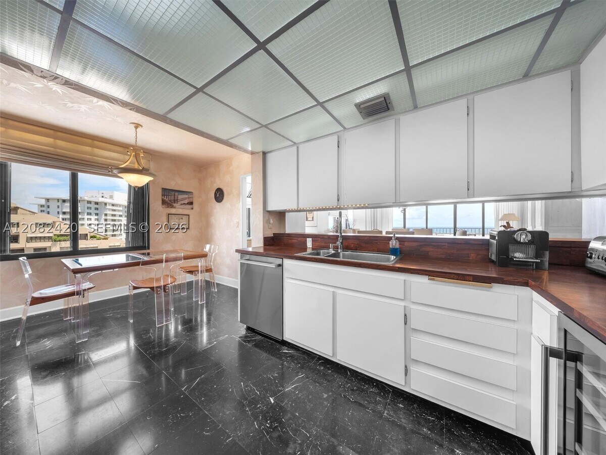 Photo - 201 Crandon Blvd Unit 938