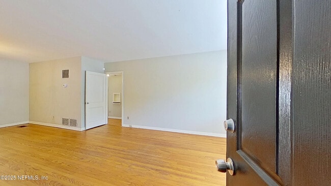 Photo - 1234 Lasalle St Unidad 2