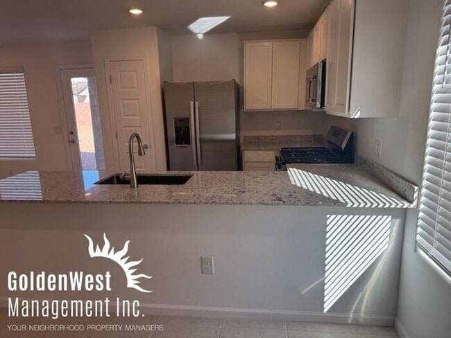 Beautiful 3Bdm 2Ba Home in the Community of Vail