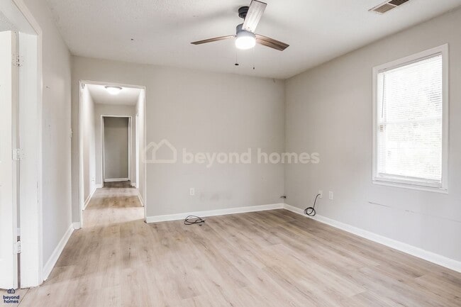 Photo - 1421 26th Ave N