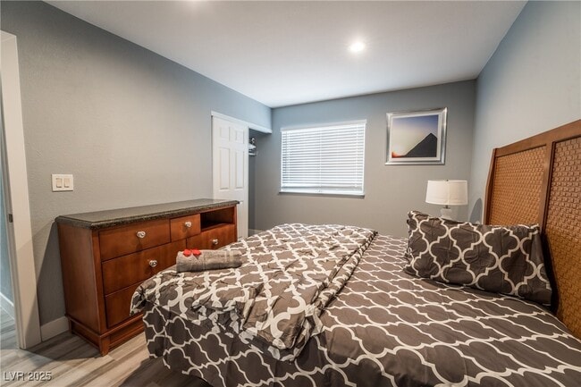 Building Photo - 3955 Savoy Ct