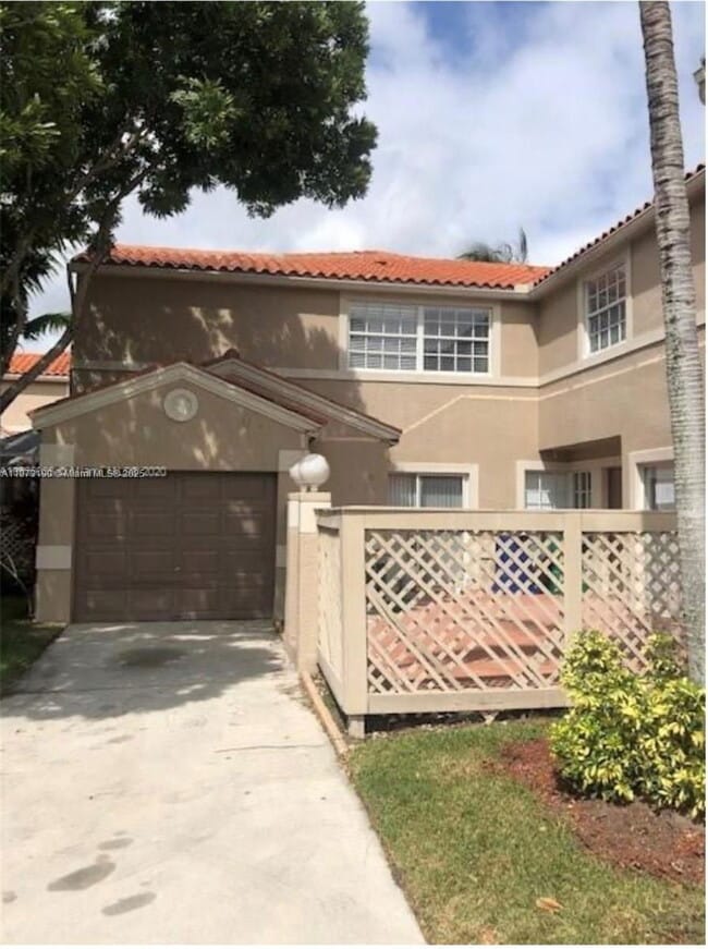 Building Photo - 11047 Longboat Dr