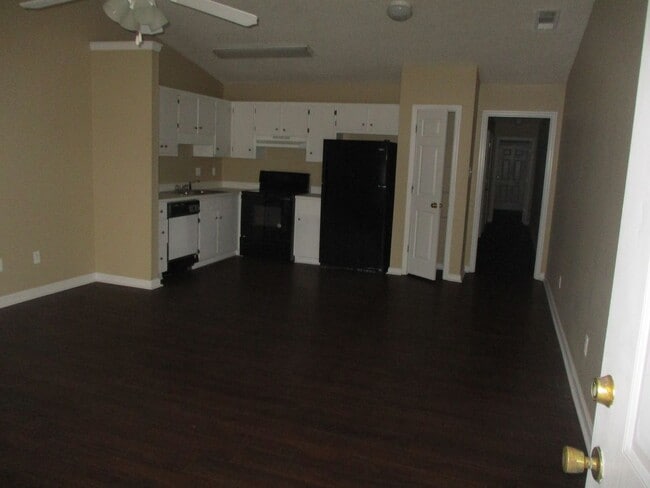 Photo - 2517 Cardinal St