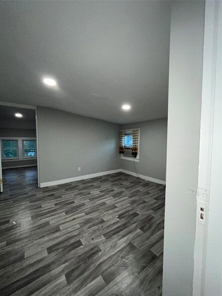 Building Photo - 121 Craig Ave Rental