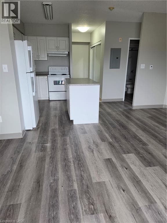 Photo - 736 Old Albert St Unit 301