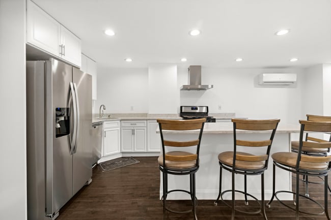 Photo - 40 Henry St Unit 2