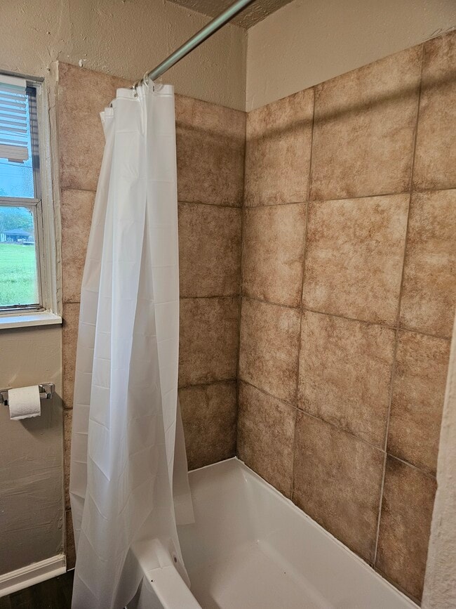 Photo - 3021 Sunbeam St