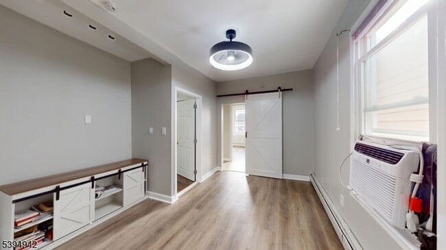 Photo - 277 2nd Ave W