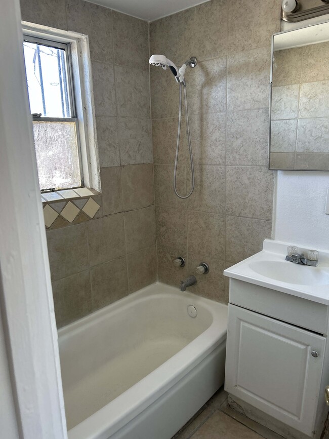 Photo - 1118 Laurel Ave