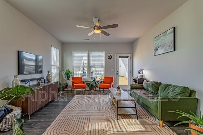 Photo - 403 Poinsett Bridge Wy