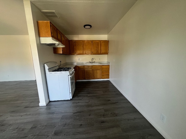 Photo - 1133 E Alosta Ave Unidad 25