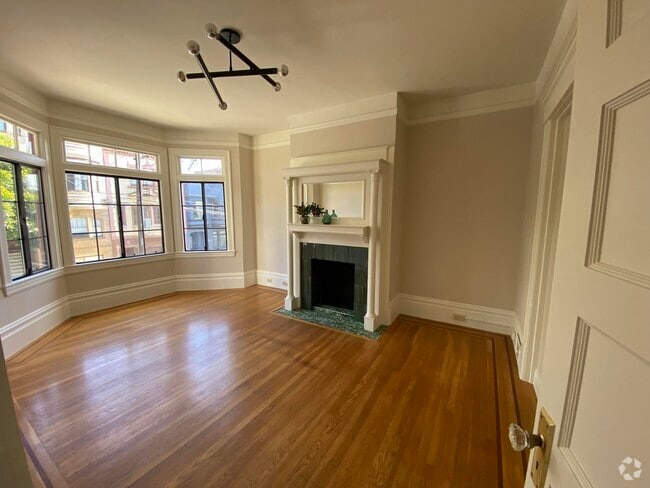 Building Photo - 1226 Green St Unit #1226 Green Street Rental