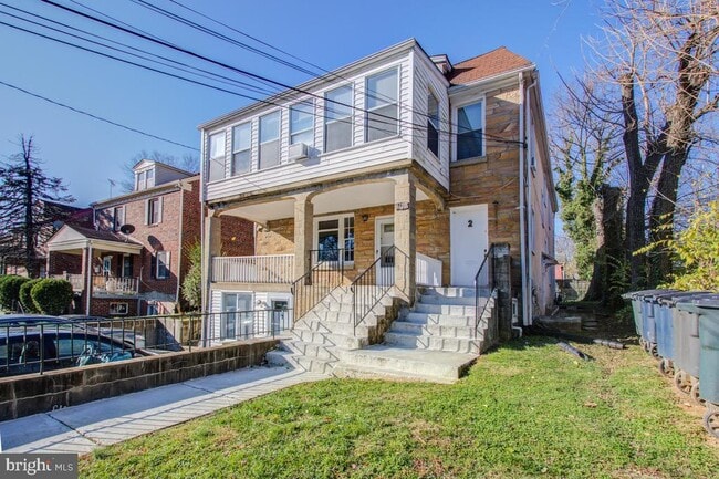 Photo - 6120 41st Ave Unit 1