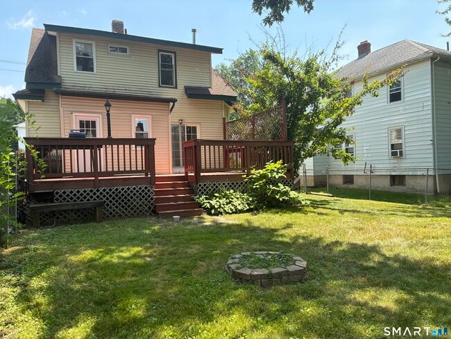 Building Photo - 51 Nesbit Ave