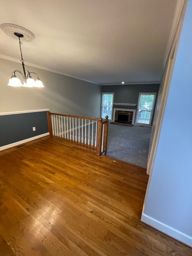 Photo - Large 2 Bedroom, 2.5 Bath Townhouse - Autu...