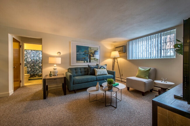 Brattle Drive Apartments