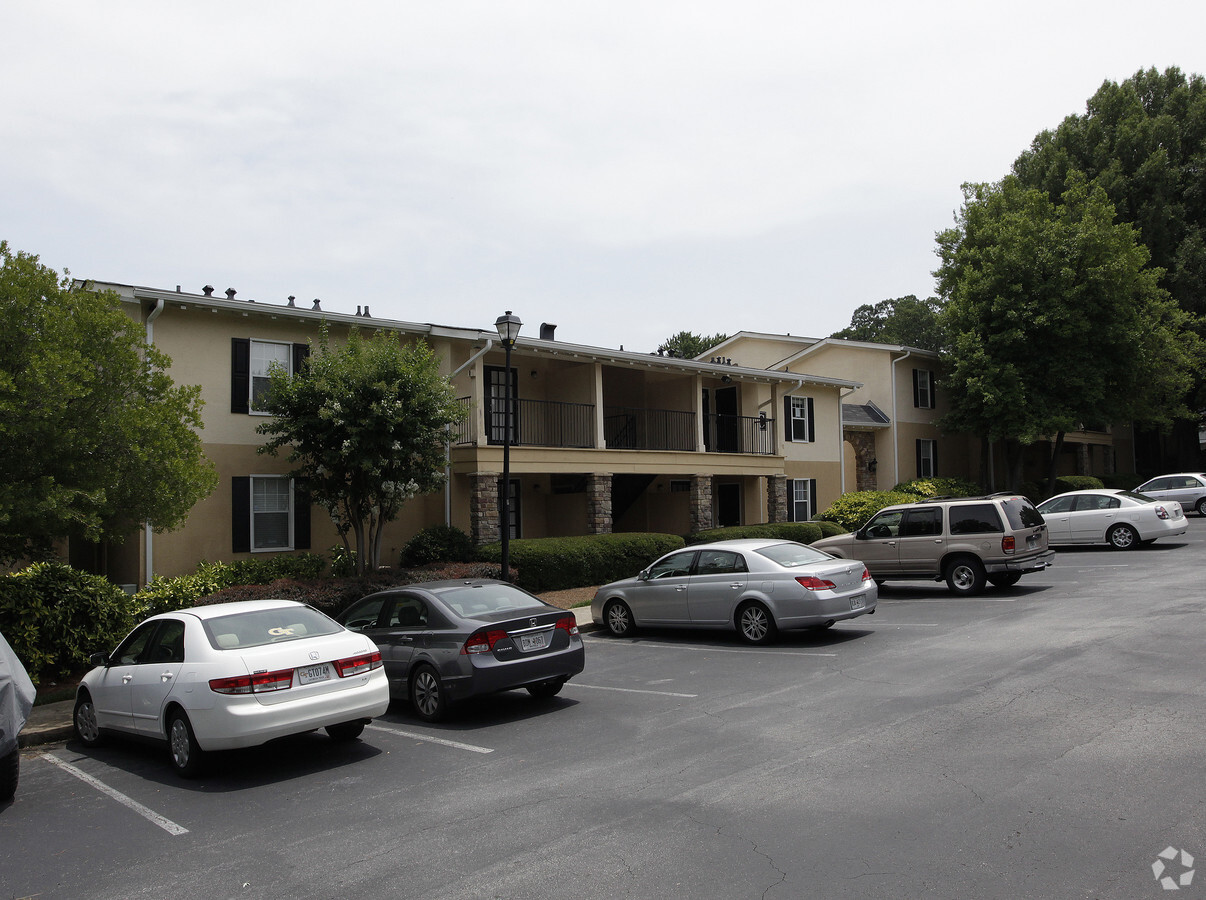 Photo - Collier Green Condominiums
