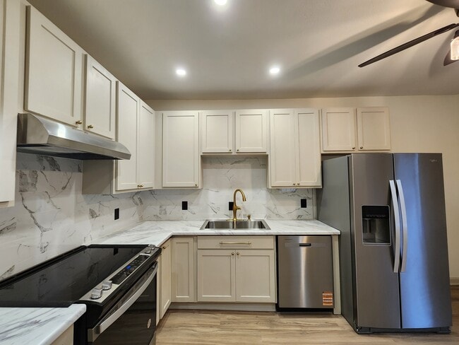 Photo - 3505 Fairview St SW Unit 3505