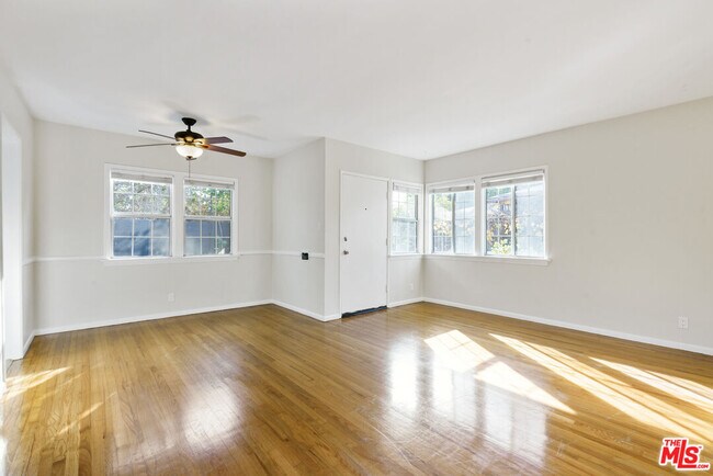 Building Photo - 1781 Washington Way Rental