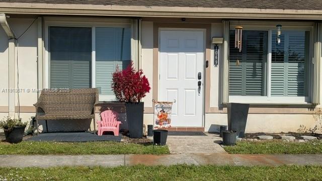 Building Photo - 8069 SW 19th Ct