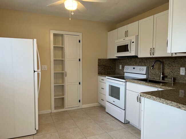 Photo - 6241 SW 38th Ct