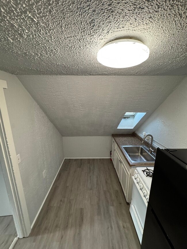 Photo - 30 Ledge St Unit 7