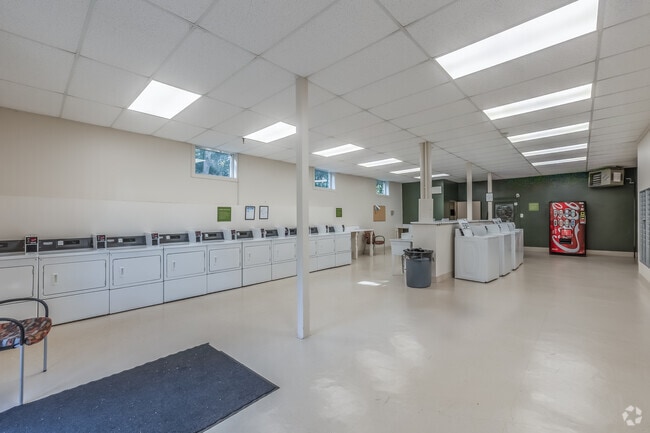 Laundry Center