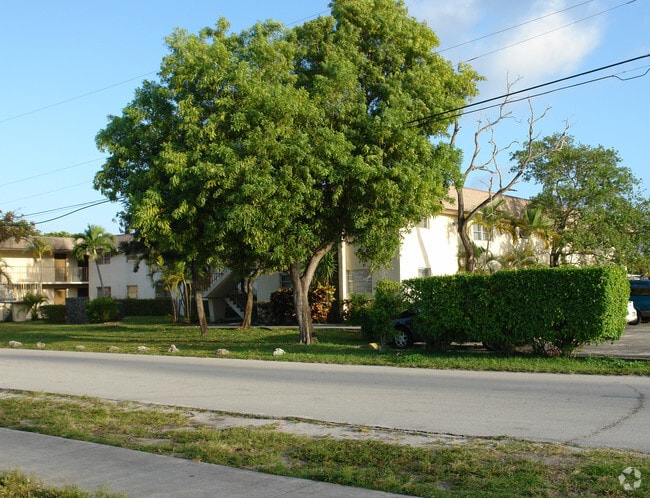 Lakeview Apartments