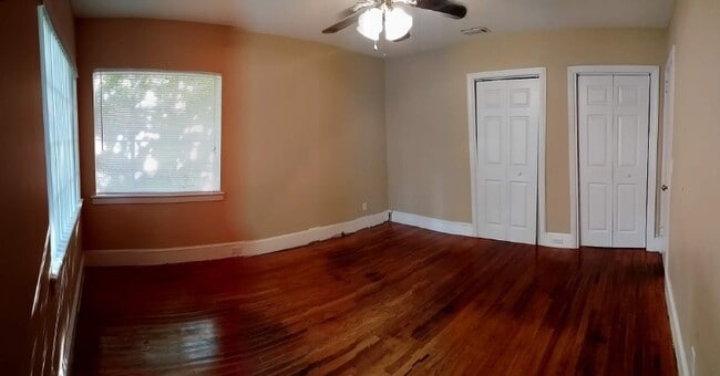 159 E Lincoln Ave
