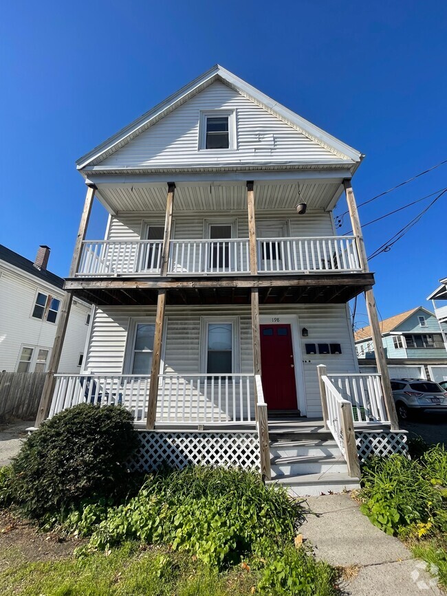 Building Photo - 198 Cedar St Unit 3 Rental