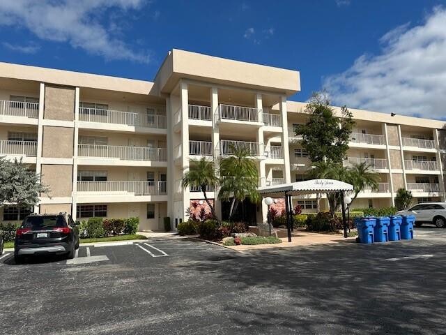 Photo - 3351 S Palm Aire Dr Unit 205
