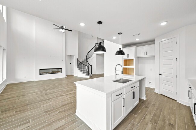 Photo - 24834 White Alder Wy