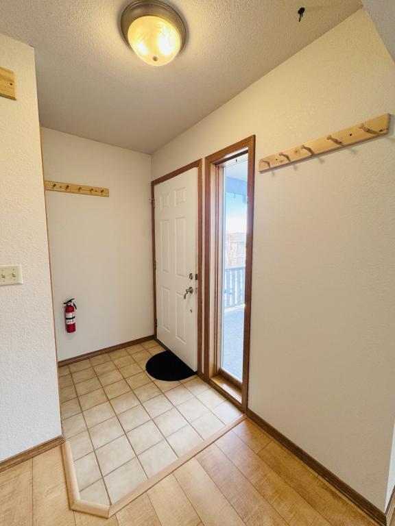 Photo - 2153 Alpine Dr