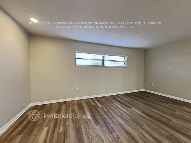 513 Applewood Ave