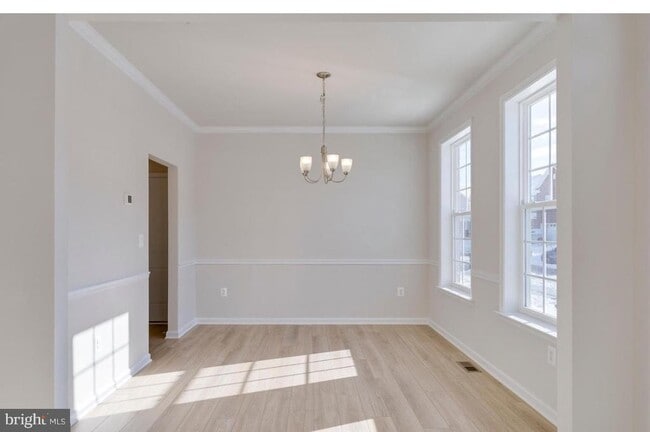 Photo - 10810 Meridian Hill Way