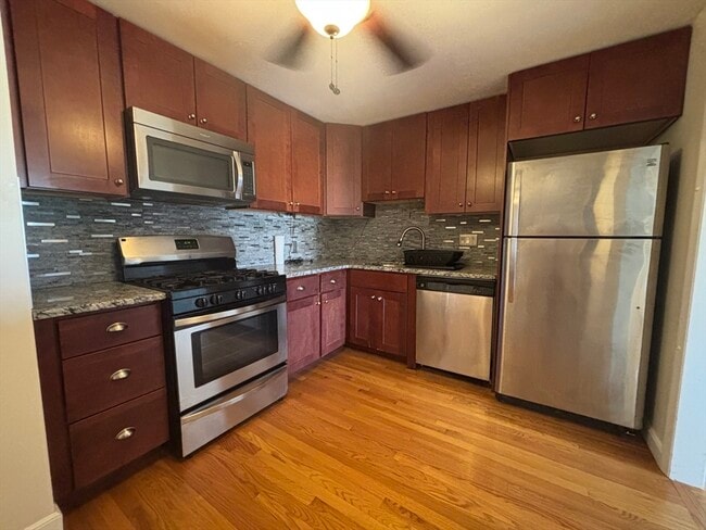 Photo - 215 Massachusetts Ave Unidad 56 Rental