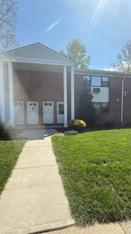 Photo - 1 Colonial Dr Unit E