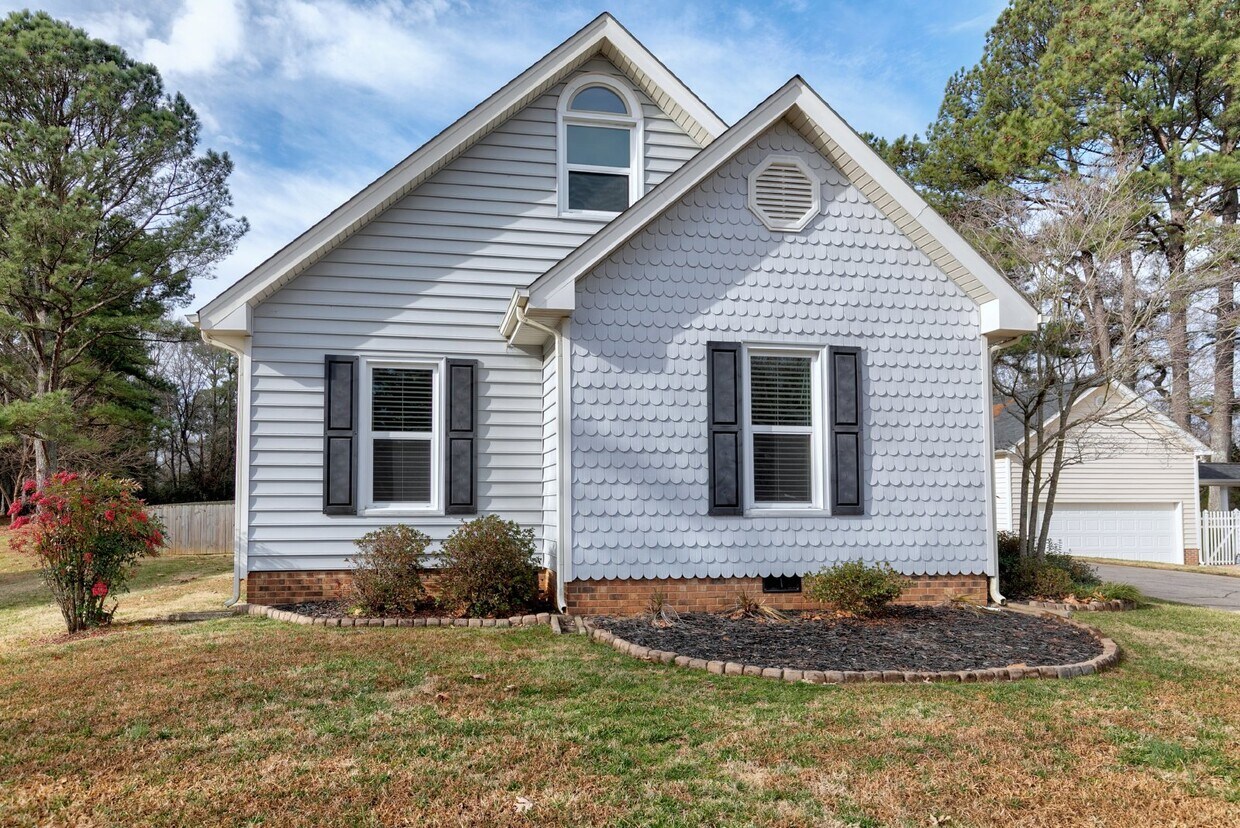 Photo - 106 Allison Way, Cary