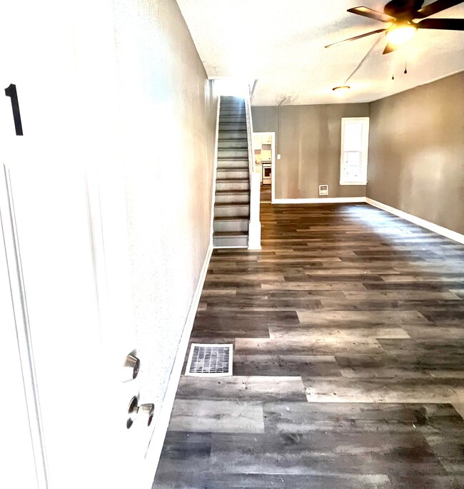 Photo - 3241 N Sydenham St