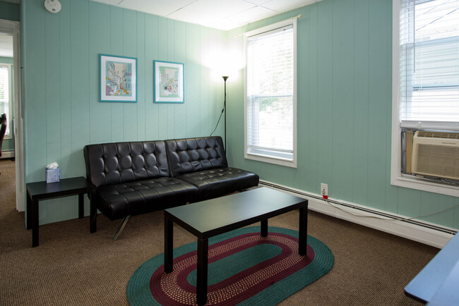 Photo - 42 Everett St Unit 42 Everett Street