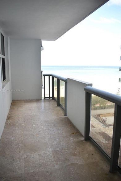 Photo - 6039 Collins Ave Unit 914