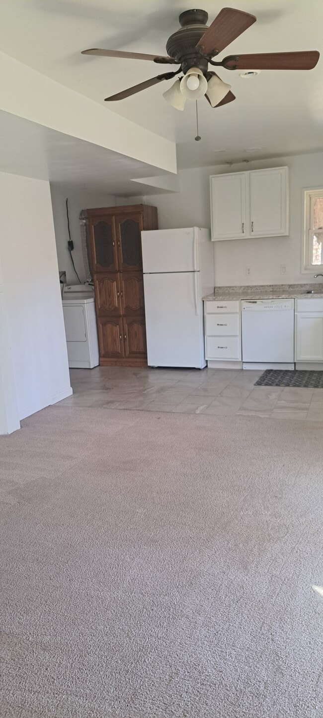 Photo - 102 Berwick Cir