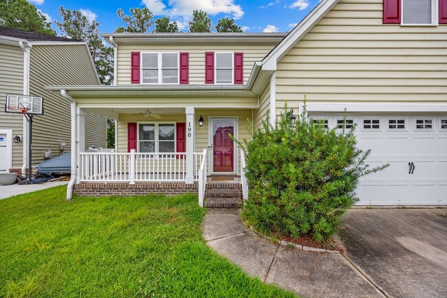 Building Photo - Beautiful 4-Bedroom, 3-Bath House