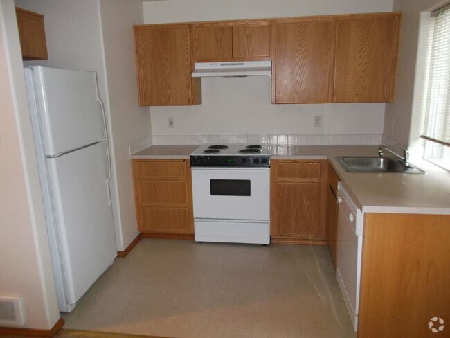 Kitchen - Riverview Village Homes