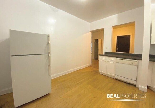 Photo - 1 bedroom in EVANSTON IL 60202 Unit H2