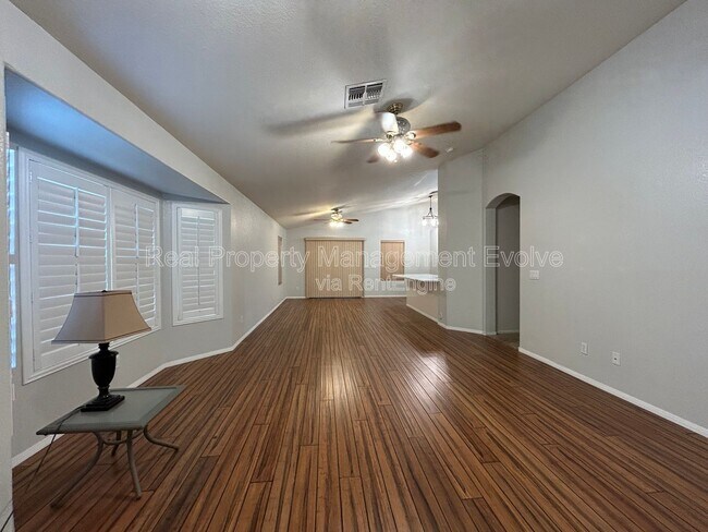 Photo - 16036 N 11th Ave